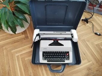 Psací stroj Consul