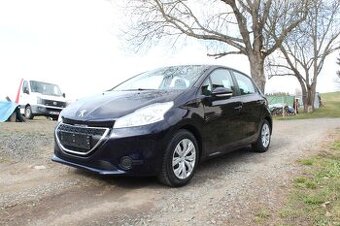 Peugeot 208 1.2i 60kW, 46 000 km, Servisní kniha