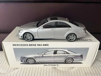 1:18 Autoart, mix 1