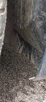 Koupim pravé přední podběh - Ford Mondeo MK5