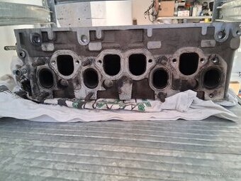 Hlava motoru 1.9tdi