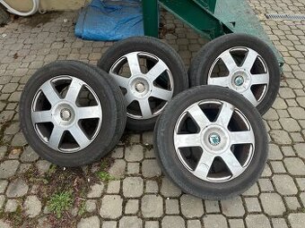 Pneu+ALU disky octavia 205/55/16 letní