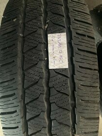 235/65r16c Zimní pneu - 1