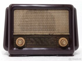 TESLA 420U TRIO - Bakelitové rádio 1956
