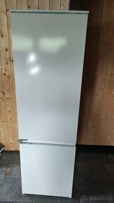 Chladnička/Lednička Electrolux ENN2874CFW