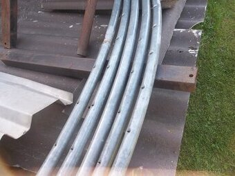 Náhradní tyče k trampolíně a pružiny
