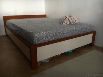 Postel 140x200 +nová matrace & rošt +příslušenství