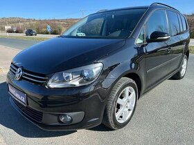 Volkswagen Touran 1.6 TDI 77kW DSG, NAVI.