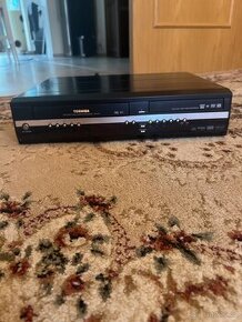 Toshiba HDD a DVD přehrávač RD- XV47