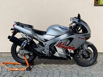 Kawasaki zx6r 22000 km