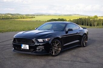 Ford mustang 5.0 - 320 kW