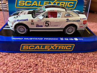 Ford Mustang 500 Scalextric - 1