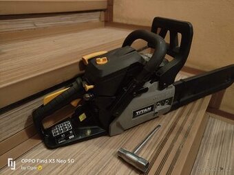 Motorová pila Titan, 40cm, menší, lehká, 1,5Kw