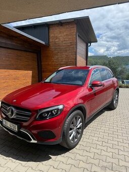 Mercedes Benz GLC 250 2.0 benzin 4matic plná výbava