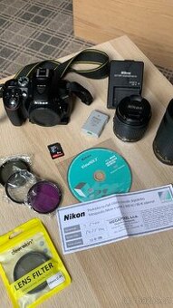 Nikon D5300 + 18-55mm f/3.5-5.6G + 70-300mm f/4.5-6.3G ED