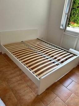 Postel IKEA na matraci 160x200 - 1