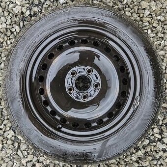 Letní kola Ford 205/55/16, 6.5Jx16 ET50 č. AD17