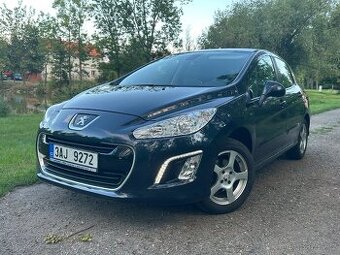 Peugeot 308 1.6i rok 2013, 120 tkm, ČR, tk nová