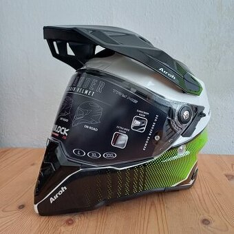 Enduro přilba Airoh COMMANDER