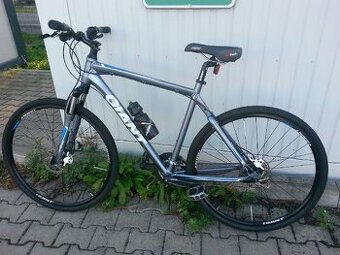 Trekové kolo zn. GIANT