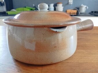 KAMENINOVÝ HRNEC RAMEKIN GRES DU MARAIS FRANCE