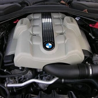 Prodám motor e61 e60 545i 235kw N62B44A 160tis km