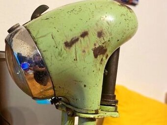 Koupím masku této barvě Jawa 550