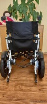 Elektrický invalidní vozík