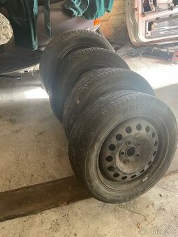 prodám 4x plechová kola z VW Sharana kola 5x112 r16