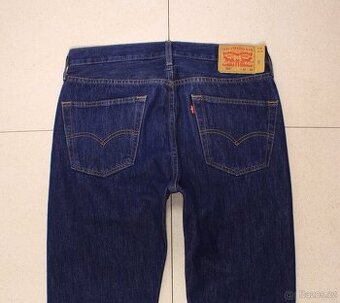 Džíny Levi's 501 W32 L32 - 43x80x110x21 cm  p367