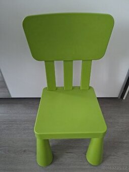 Ikea Mamut dětská plast. židle