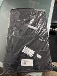 SADA nových autokoberců FORD B-max