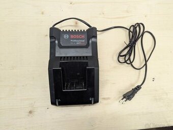 Bosch GAL 18v-40 nabíječka