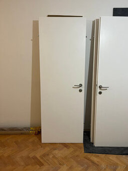 Dveře dřevěne interierové 70L