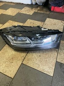 Audi Q7 2019 4M0 941 784 C