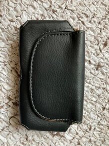Pouzdro na mobil