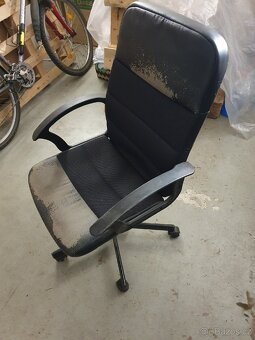 Kancelářská židle