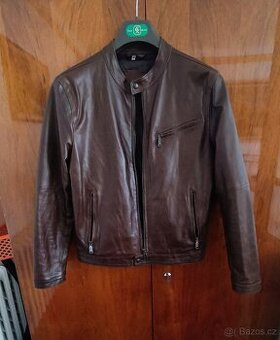 KOŽENÁ BUNDA BAŤA ITALI