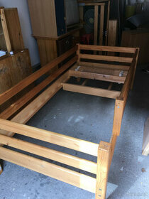 Dětská dřevěná postel masiv 90x 200 zn. Domestav
