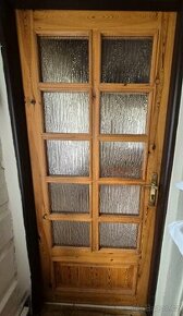 Prosklené dřevěné dveře