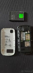 Prodám Nokia Asha 201 s českou klávesnice