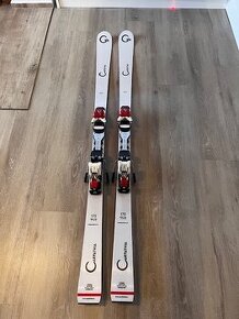 Sjezdové lež Carpathia 175 cm
