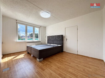 Prodej bytu 1+1, 36 m², Horní Slavkov, ul. Školní - 1