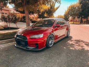 Mitsubishi Lancer Evo Varis V3 přední narazník