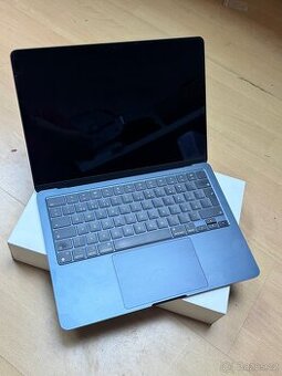 MacBook Air m2 256gb 8gb ram 13,6”