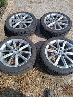 Alu kola 6,5Jx17H2, 5x112, ET49 orig. Škoda Octavia 3