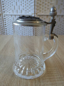 Korbel s mysliveckým motivem - 1