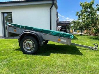 Vozík+ plachta rozměry:2m na 1,1m nosnost 750kg