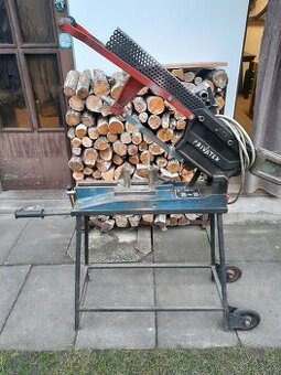 Listová pila Privatex
