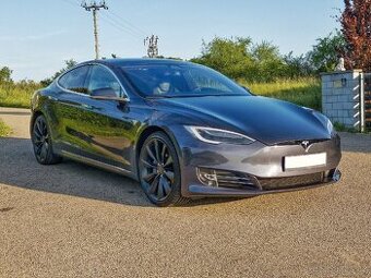 Tesla Model S 75d AWD-386kw-CCS2-Panorama-vzduch